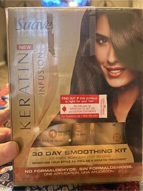 Suave Professionals Keratin Infusion 30-Day Smoothing Kit - Gold